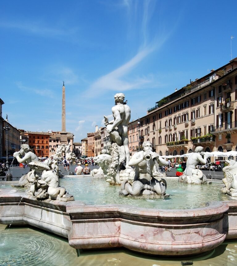 fountain of the moor, newt, rome-485286.jpg